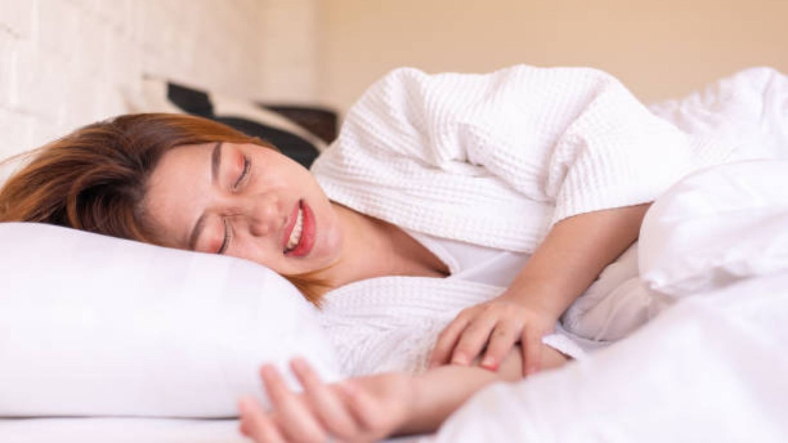 Posisi Tidur Saat Sakit Gigi: Cara Tidur Nyenyak Tanpa Rasa Nyeri Berlebih